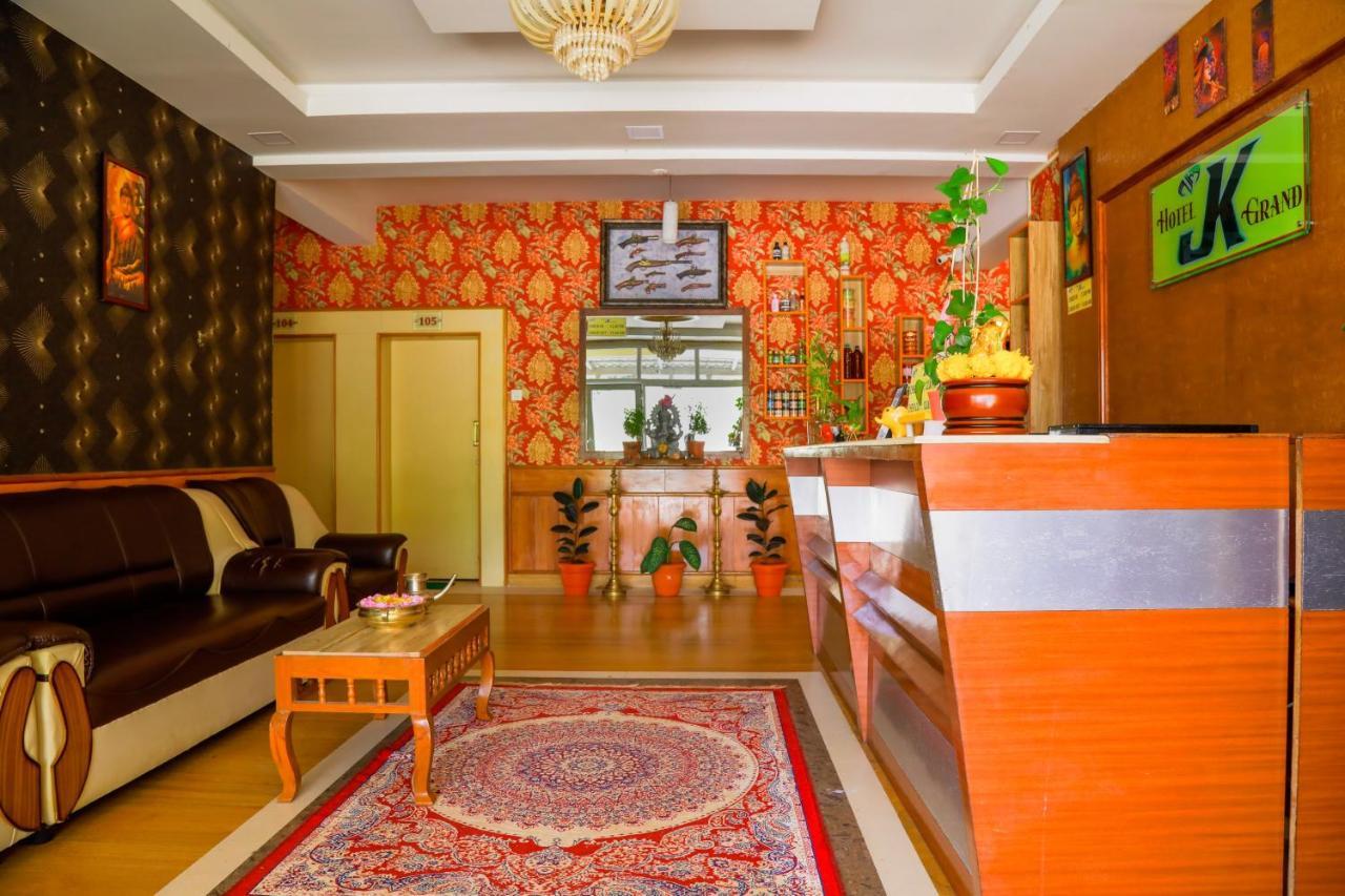 Hotel Jk Grand Йеркод Экстерьер фото