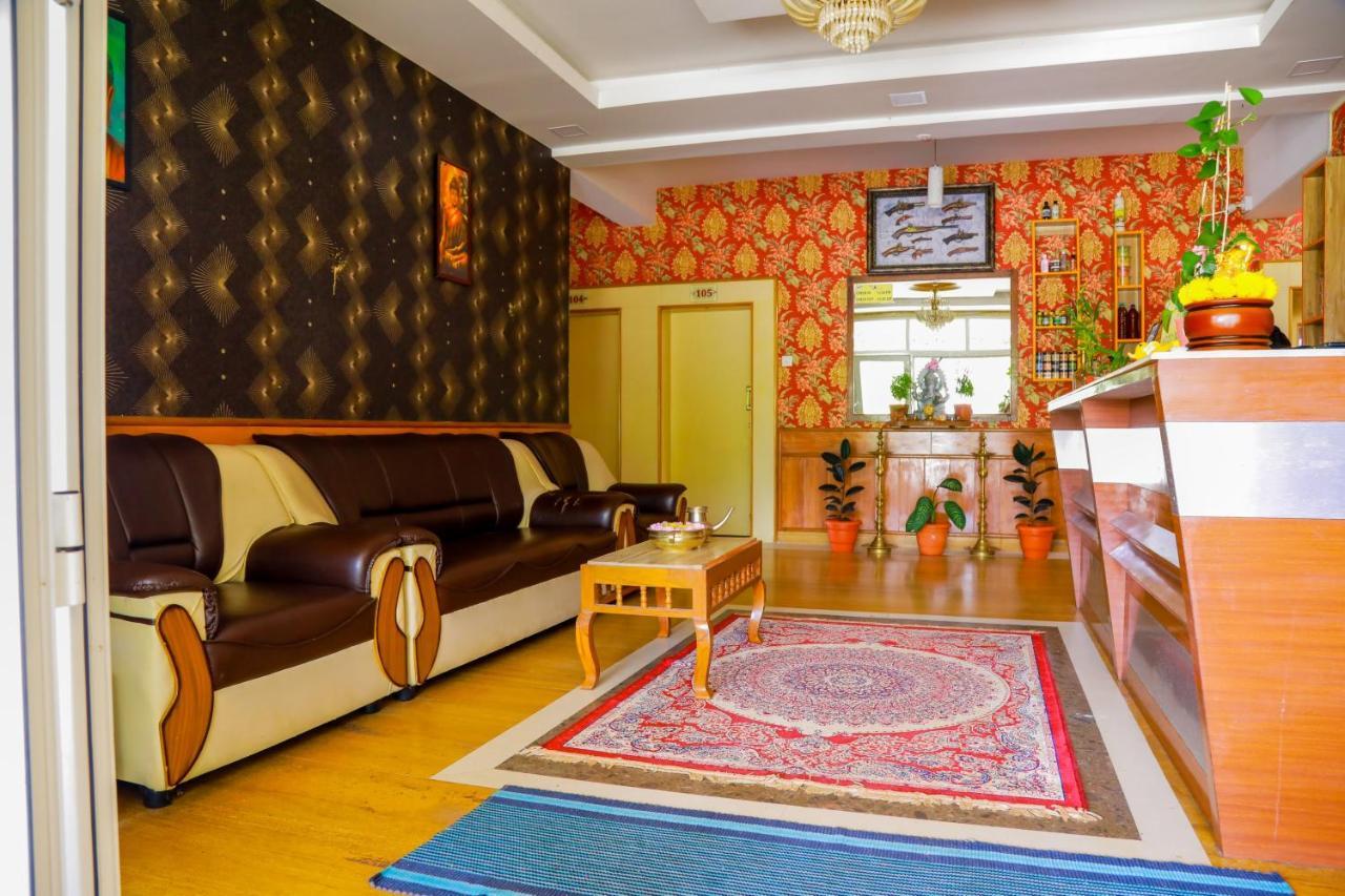 Hotel Jk Grand Йеркод Экстерьер фото